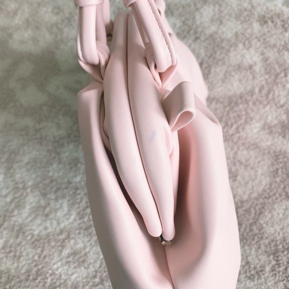 Cloud bag! - Picture 5 of 6